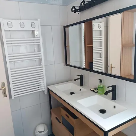 Lägenhet Elegant Avec Vue Sur La Mer A Bastia Et Sauna