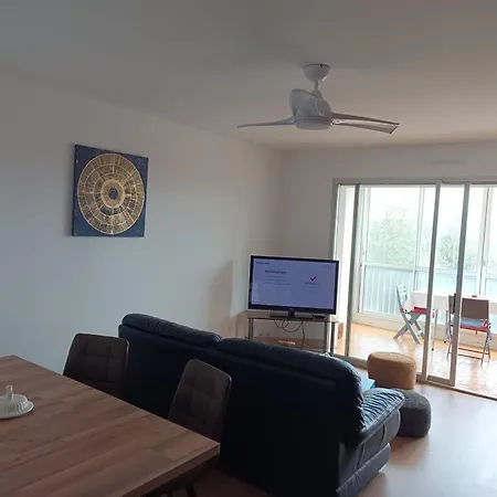 Elegant Avec Vue Sur La Mer A Bastia Et Sauna Appartement Bastia (Corsica)